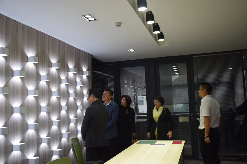 1516702599373032587.png 20171206095946249.png