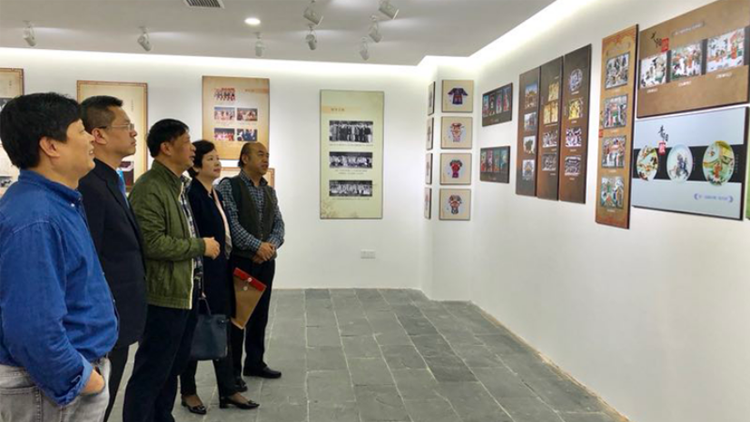 李德峰一行参观赣剧院 李德峰一行参观赣剧院