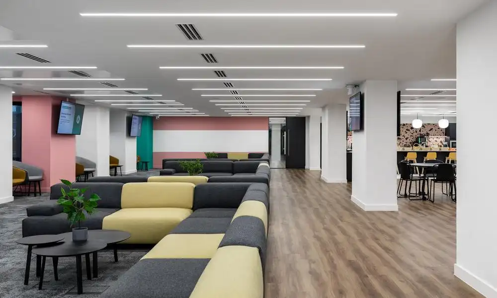 1690947905909000552.jpg 6389d2b1d4cbf.jpg